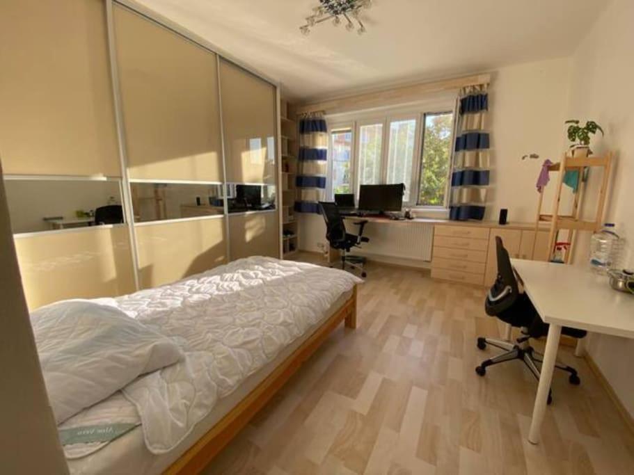 Appartamento Spacious Modern 3 Bedroom Aparment Praga